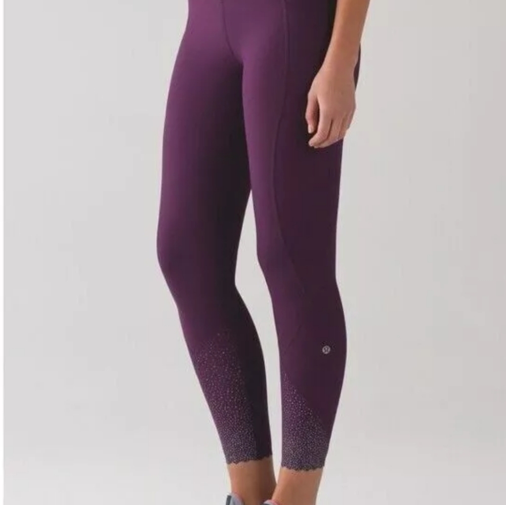 Lululemon tight stuff reflective tight grape black tender violet purple